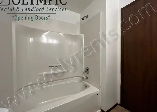 Property at 7448 Trails End Dr SE Unit 5C, Olympia, WA, 98501, 2 beds, 1 bath, [object Object]