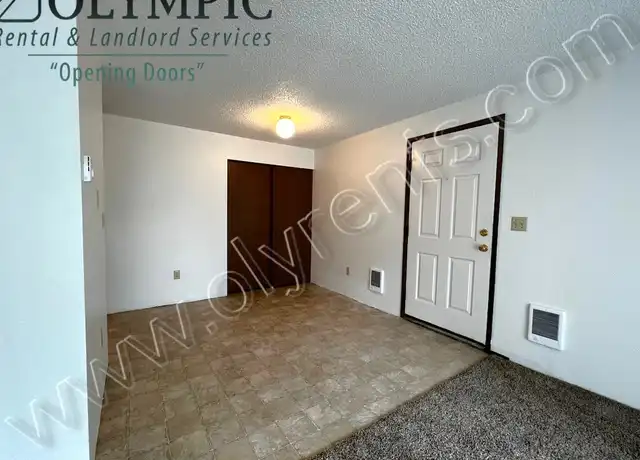 Property at 7448 Trails End Dr SE Unit 5C, Olympia, WA, 98501, 2 beds, 1 bath, [object Object]