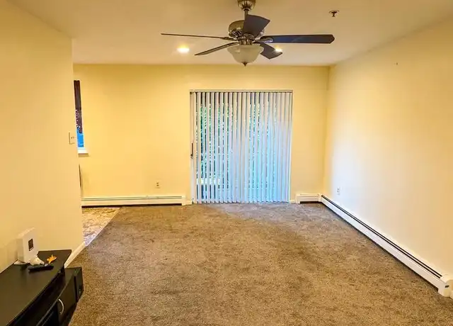 Property at 1600 Church Rd Unit C304, Wyncote, PA, 19095, 3 beds, 2 baths, [object Object]