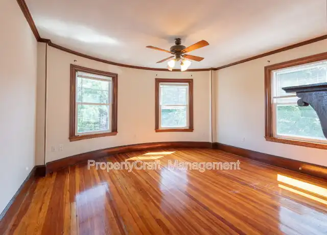 Property at 41 Warren Ave Unit 3, Boston, MA, 02136, 3 beds, 1 bath, [object Object]