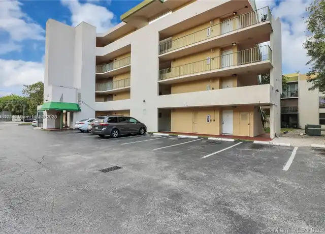 Property at 8840 Fontainebleau Blvd #304, Miami, FL, 33172, 2 beds, 1.5 baths, [object Object]