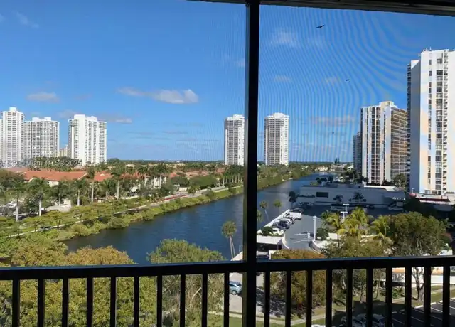 Property at 3475 N Country Club Dr #817, Miami, FL, 33180, 1 bed, 1.5 baths, [object Object]