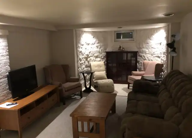 Property at 704 Penn St Unit 9, Hollidaysburg, PA, 16648, 2 beds, 1 bath, [object Object]