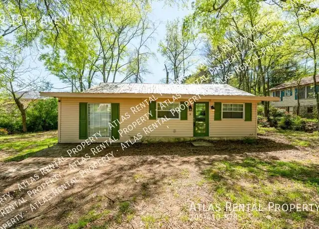 Property at 9 19th Ave NW, Center Point, AL, 35215, 3 beds, 1 bath, [object Object]
