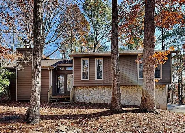 Property at 619 Green Valley Dr SE, Smyrna, GA, 30082, 3 beds, 2 baths, [object Object]