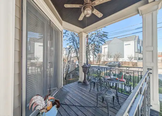 Property at 1126 W 17th St Unit B, Houston, TX, 77008, 3 beds, 2.5 baths, [object Object]