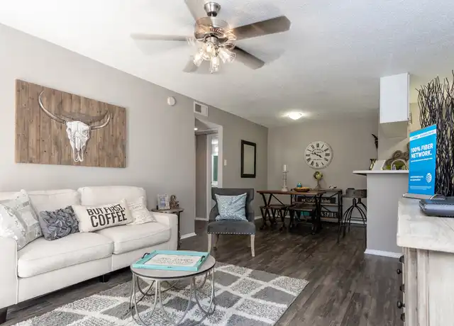 Property at 5907 Valleycreek Ln Unit 4219, Arlington, TX, 76017, 2 beds, 2 baths, [object Object]