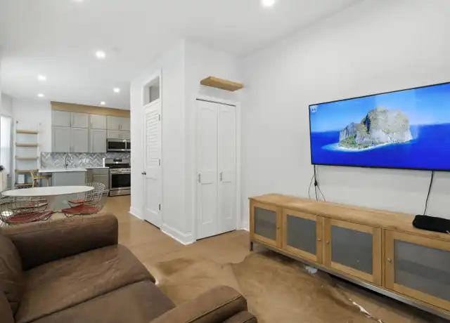 Property at 18 Charles St #1, Jersey City, NJ, 07307, 2 beds, 1 bath, [object Object]