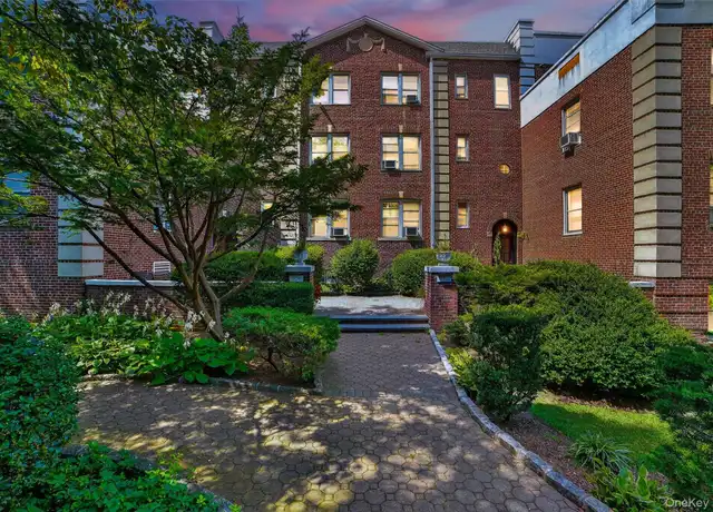 Property at 824 Palmer Rd Unit 1D, Bronxville, NY, 10708, 1 bed, 1 bath, [object Object]