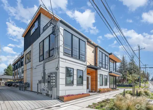 Property at 4226 SW 100th St, Seattle, WA, 98146, 1 bed, 1.5 baths, [object Object]