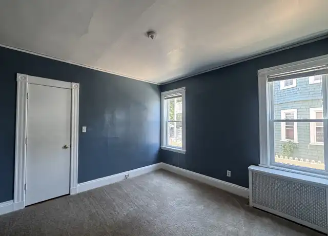 Property at 24 Farragut Ave Unit 1, Somerville, MA, 02144, 2 beds, 1 bath, [object Object]