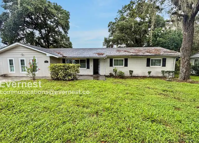 Property at 1131 N Magnolia Cir, Eustis, FL, 32726, 3 beds, 2 baths, [object Object]