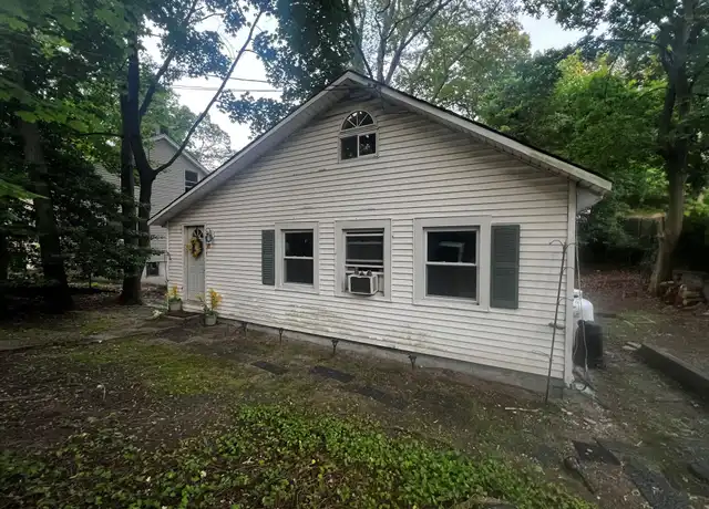 Property at 37 Rosewood Rd, Rocky Point, NY, 11778, 3 beds, 1 bath, [object Object]