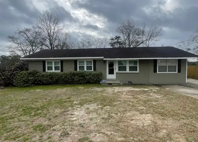 Property at 261 Fairwood Cir, Ozark, AL, 36360, 3 beds, 2 baths, [object Object]