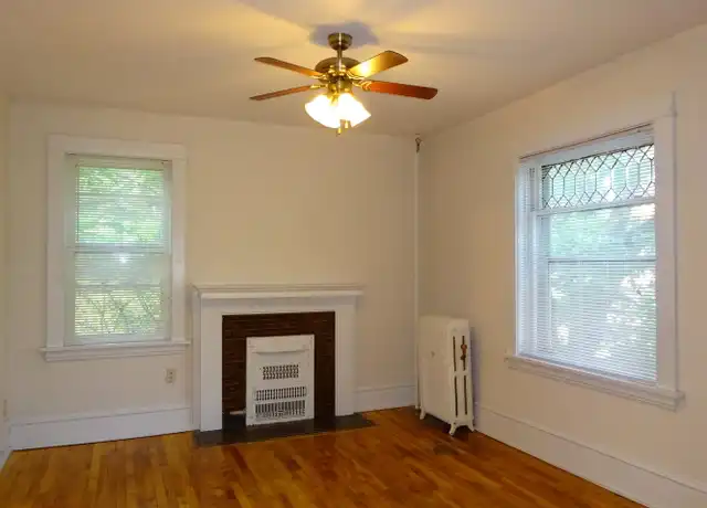 Property at 1915 1st Ave S Unit 05, Minneapolis, MN, 55403, 1 bed, 1 bath, [object Object]