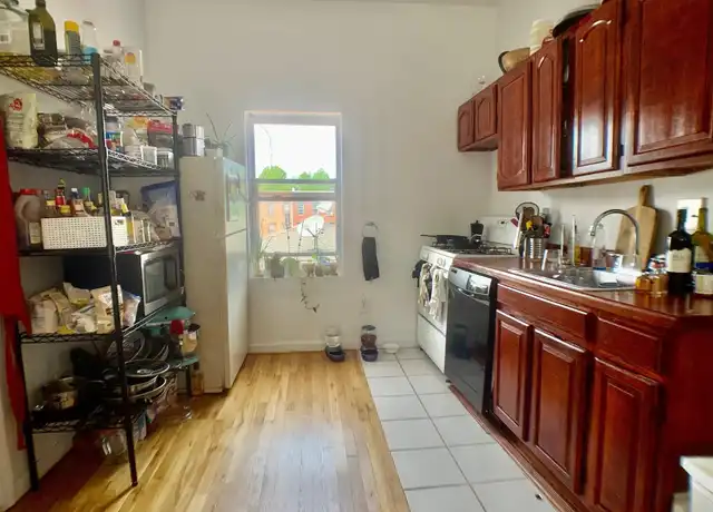 Property at 206 4th St Unit 4R, Jersey City, NJ, 07302, 2 beds, 1 bath, [object Object]