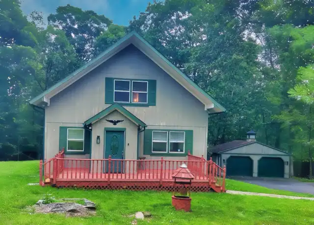 Property at 285 Bromley Rd, Henryville, PA, 18332, 4 beds, 3 baths, [object Object]