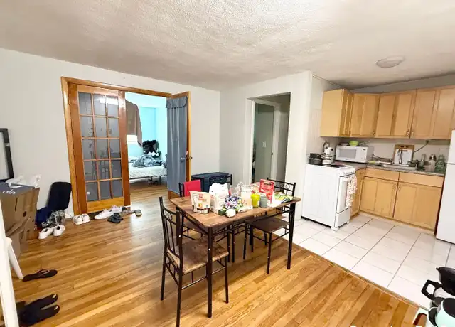 Property at 21 Radcliffe Rd, Hyde Park, MA, 02136, 2 beds, 1 bath, [object Object]