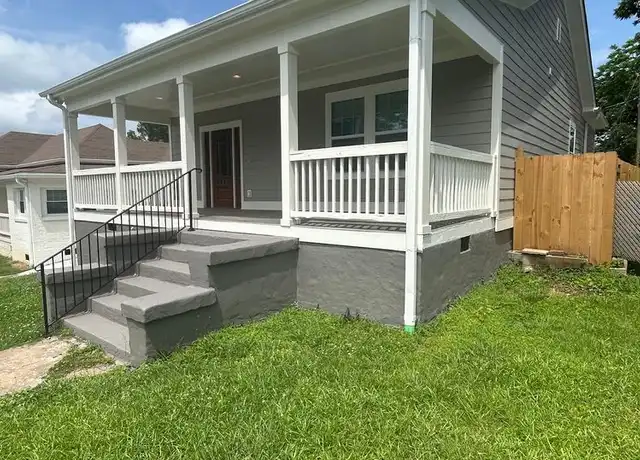 Property at 325 N Dean St, Spartanburg, SC, 29302, 3 beds, 2 baths, [object Object]