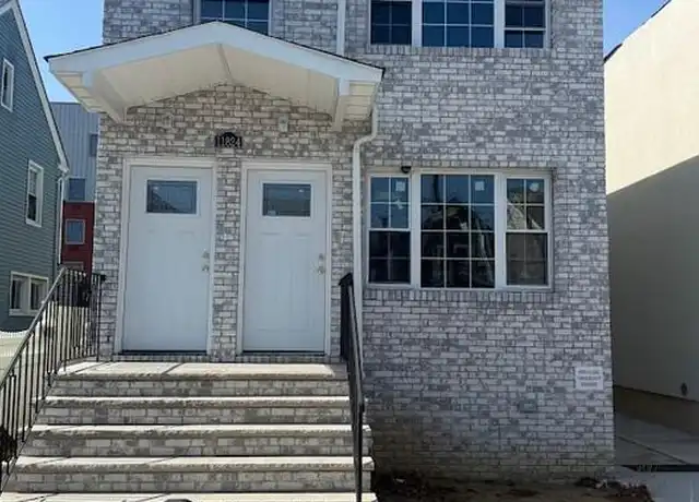 Property at 118-24 189th St Unit 2, St. Albans, NY, 11412, 4 beds, 2 baths, [object Object]
