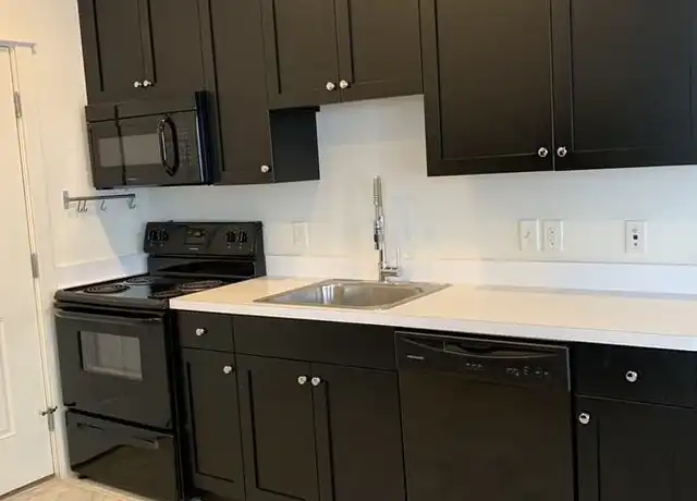 Property at 4735 Willben St, Norfolk, VA, 23518, 1 bed, 1 bath, [object Object]