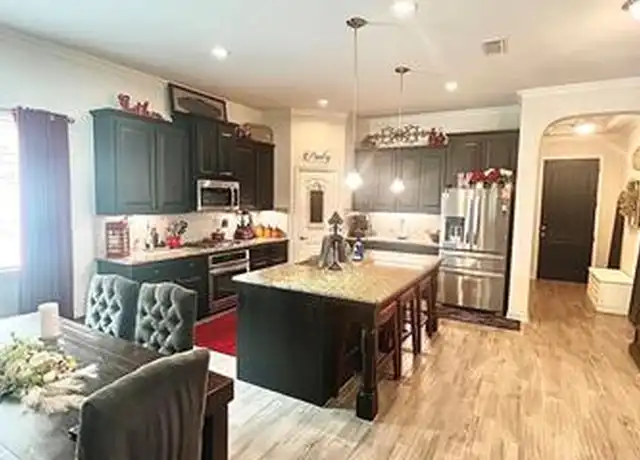 Property at 2212 Moonsail Ln, Denton, TX, 76210, 4 beds, 3.5 baths, [object Object]