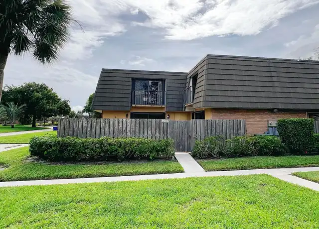 Property at 4504 45th Way, West Palm Beach, FL, 33407, 2 beds, 2.5 baths, [object Object]