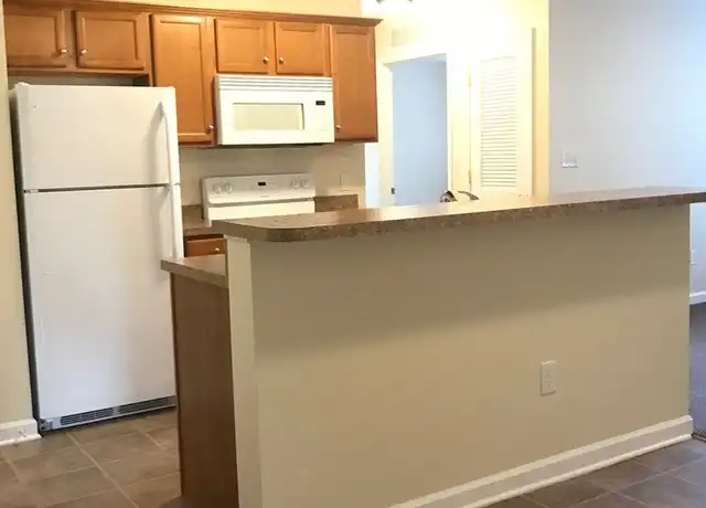 Property at 1755 Galbraith Rd Unit 1014, Frankfort, KY, 40601, 2 beds, 2 baths, [object Object]