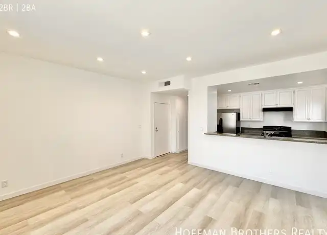 Property at 5139 W Maplewood Ave Unit 5139, Los Angeles, CA, 90004, 2 beds, 2 baths, [object Object]
