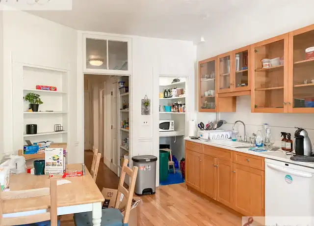 Property at 201 High St Unit 2, Brookline, MA, 02445, 3 beds, 1 bath, [object Object]