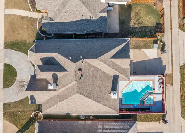 Property at 6904 Amethyst Ln, Plano, TX, 75023, 5 beds, 3.5 baths, [object Object]