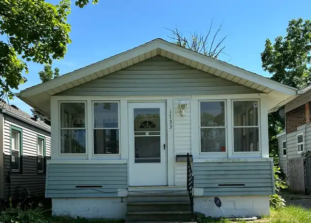 Property at 1733 Wychwood St, Toledo, OH, 43613, 2 beds, 1 bath, [object Object]