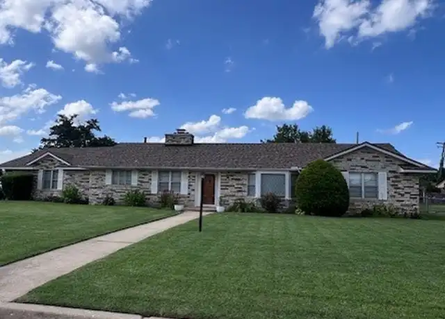 Property at 1301 NE 53rd St, Oklahoma City, OK, 73111, 2 beds, 2 baths, [object Object]