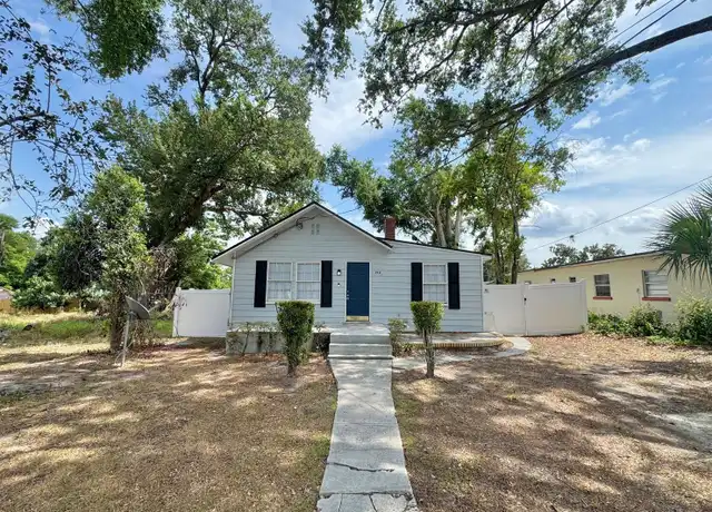 Property at 248 Avenue L NE, Winter Haven, FL, 33881, 2 beds, 1 bath, [object Object]