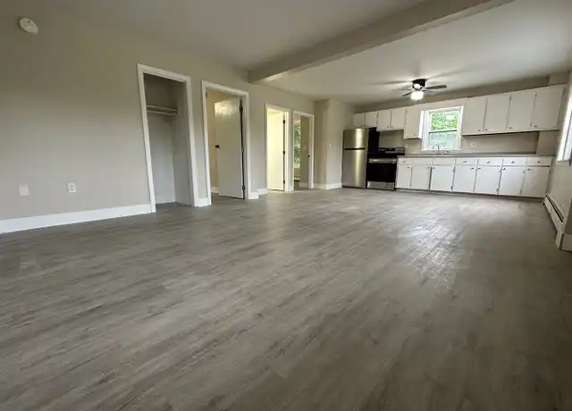 Property at 114 Riverside Dr Unit 6, Augusta, ME, 04330, 2 beds, 1 bath, [object Object]
