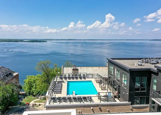 Photo of 633 N Henry St, Madison, WI 53703