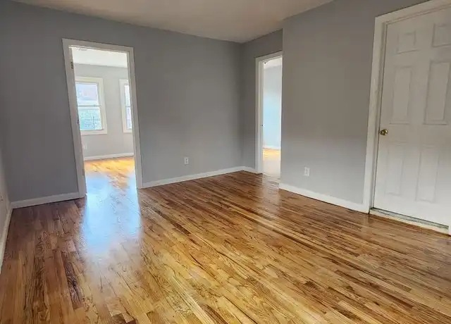 Property at 99 Wakeman Ave Unit 3rd Fl, Newark, NJ, 07104, 4 beds, 1 bath, [object Object]