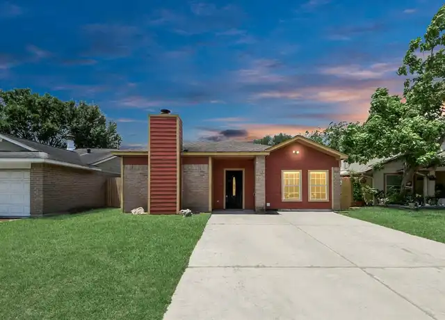 Property at 11643 Antoine Dr, Houston, TX, 77066, 4 beds, 2 baths, [object Object]