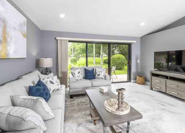 Property at 829 Club Dr, Palm Beach Gardens, FL, 33418, 2 beds, 2 baths, [object Object]