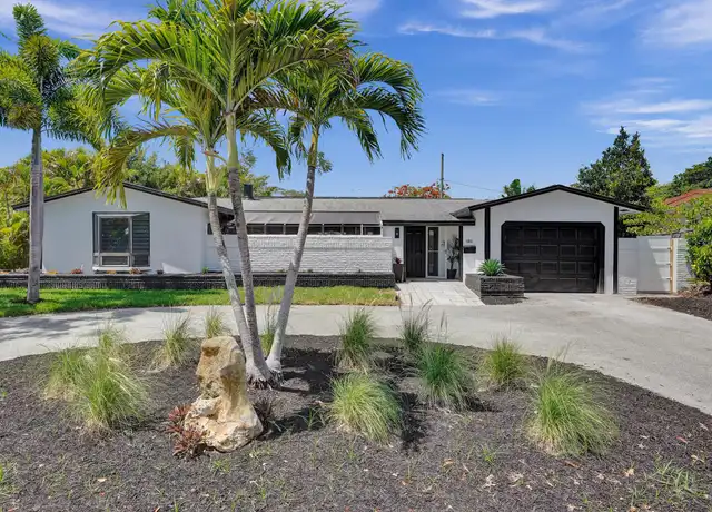 Property at 450 NW 15th St, Boca Raton, FL, 33432, 4 beds, 2.5 baths, [object Object]