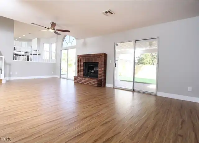 Property at 262 Via Malorca St, Henderson, NV, 89074, 5 beds, 3 baths, [object Object]