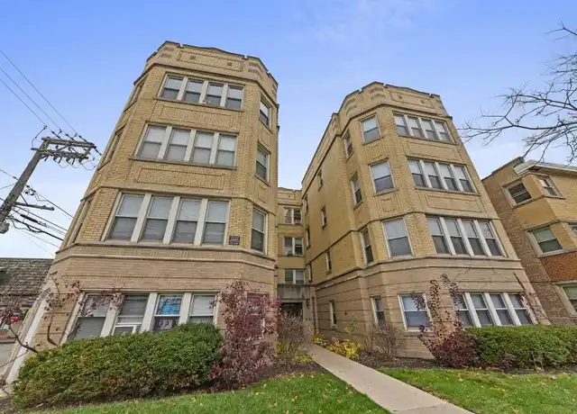Property at 5614 N Kimball Ave, Chicago, IL, 60659, 1 bed, 1 bath, [object Object]