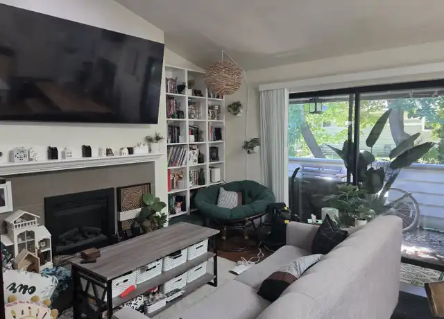 Property at 11803 93rd Ave NE Unit 202, Kirkland, WA, 98034, 3 beds, 2 baths, [object Object]