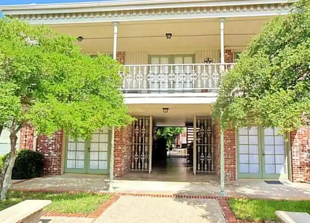 Property at 7920 Rockwood Ln #204, Austin, TX, 78757, 1 bed, 1 bath, [object Object]
