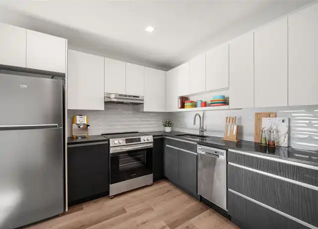 Property at 299 E 161st St Unit 1209, Bronx, NY, 10451, 1 bed, 1 bath, [object Object]