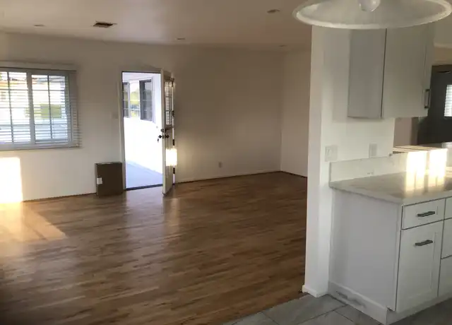 Property at 951 McCarthy Ct Unit 4, El Segundo, CA, 90245, 2 beds, 1 bath, [object Object]