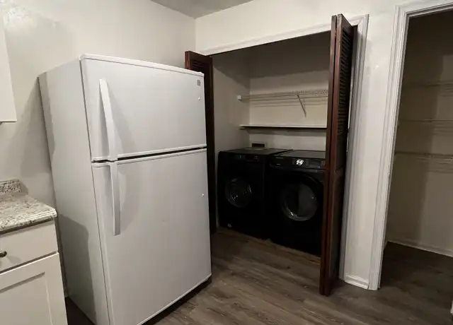 Property at 1505 Old Virginia Beach Rd Unit 1505, Virginia Beach, VA, 23454, 2 beds, 1.5 baths, [object Object]