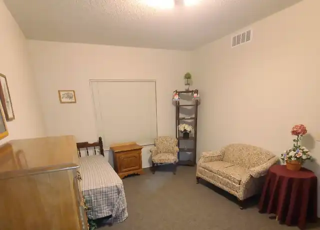 Property at 811 W Coomer St Unit 1, Morenci, MI, 49256, 1 bed, 1 bath, [object Object]