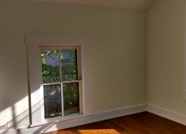 Photo of 417 S Cook St, Barrington, IL 60010
