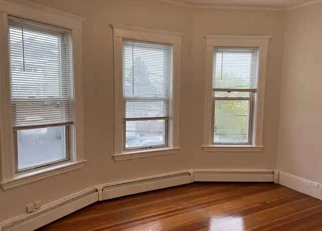 Property at 765 Broadway Unit 10, Everett, MA, 02149, 2 beds, 1 bath, [object Object]